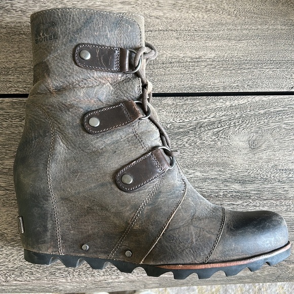 Sorel Joan of Arctic Wedge Boot - Picture 4 of 8